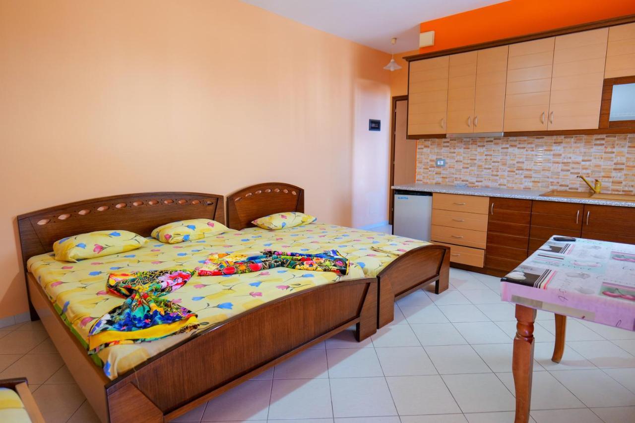 Vila Lida Sarande Exterior photo
